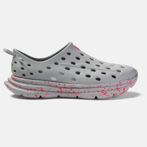 Revive - Moon Gray / True Red Speckle
